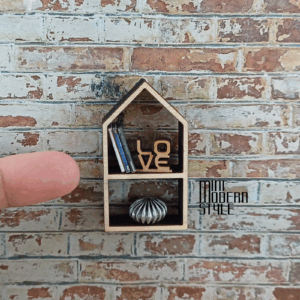 Mensola a forma di casa Hannah in legno
