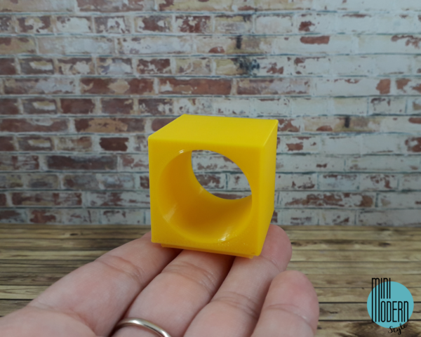 Tavolino Cubic con buco - immagine 6