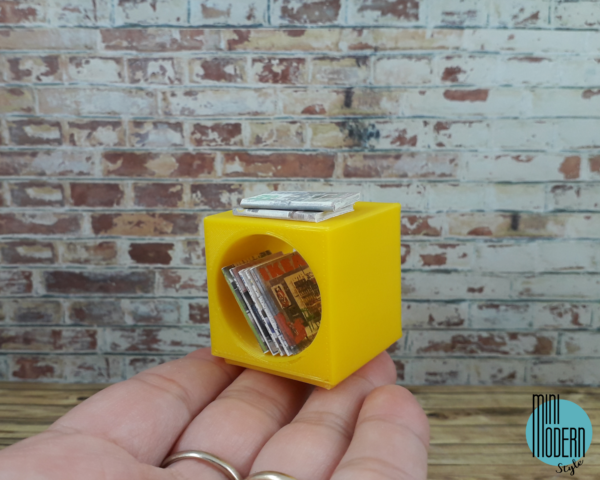 Tavolino Cubic con buco - immagine 4