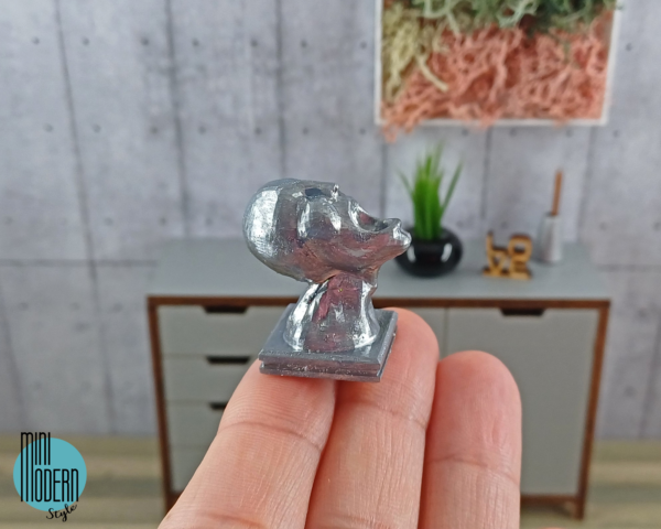 Scultura testa urlo in resina - immagine 4