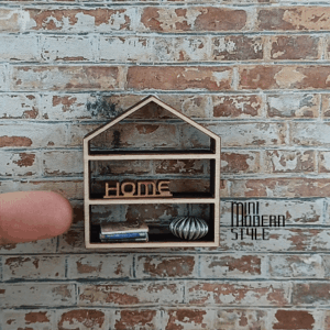 Mensola a forma di casa Holly in legno
